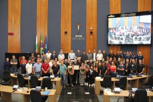 Equipe da Palmares e os vereadores Foto: CMSJP